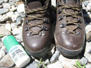 Product photo of Nikwax Footwear Cleaning Gel