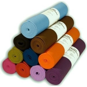How to Choose a Yoga Mat - GearLab