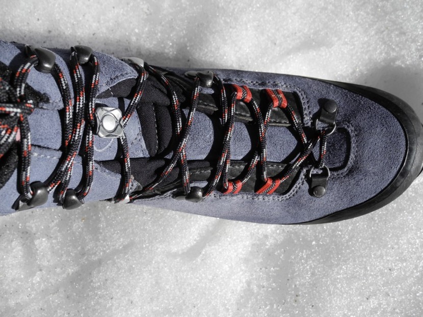 Lowa Mountain Expert GTX EVO - Women's Review | Tested