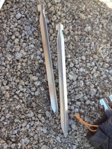 mountain hardwear direkt 2 - the direkt2 comes with terribly low quality stakes and guyline. we...