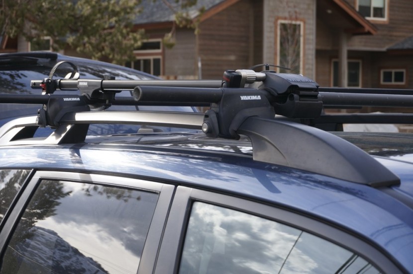 yakima forklift - yakima forklift installed on yakima round crossbars.