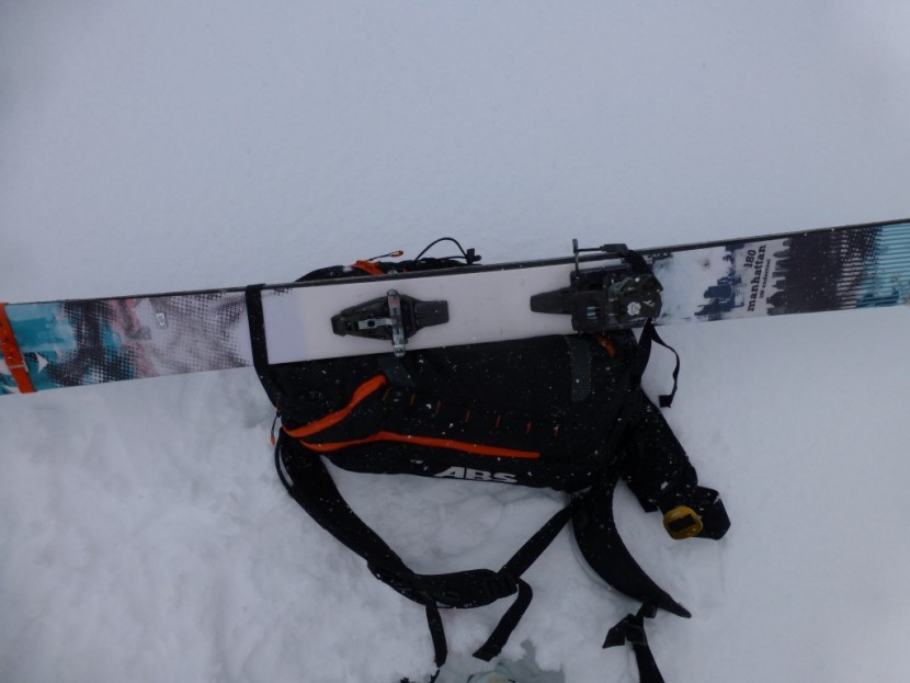 abs vario 30 - showing the ski carrying system on the abs vario 30.