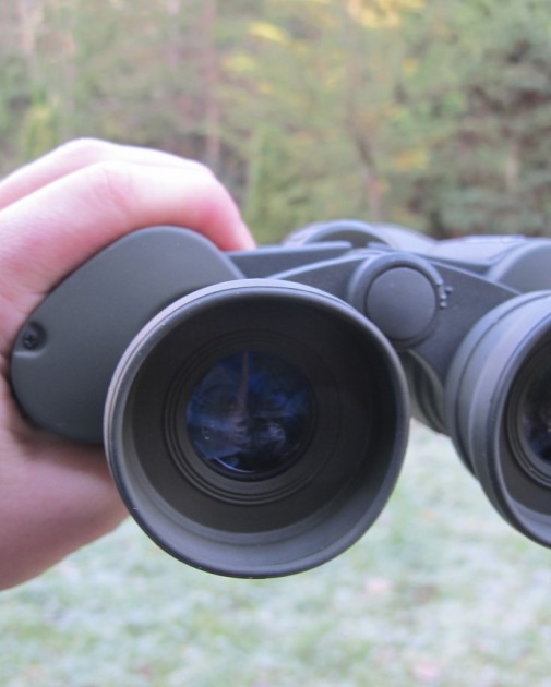 celestron cavalry 15x70 - the celestron cavalry 15x70 is a large binocular, and is difficult...