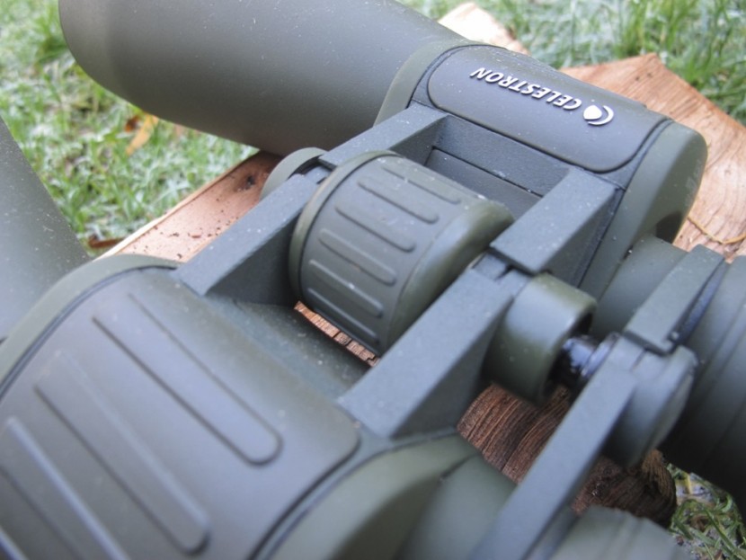 celestron cavalry 15x70 - th focus knob on the celestron cavalry 15x70.