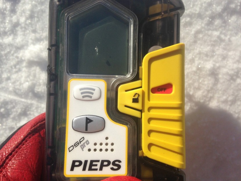 pieps dsp pro - the controls on the pro. the toggle from search to send can be...