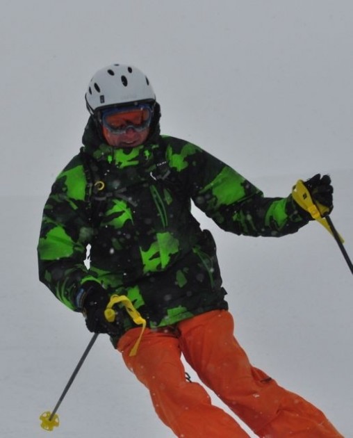 armada nelson - jediah porter rocking the armada nelson on a stormy mammoth day.