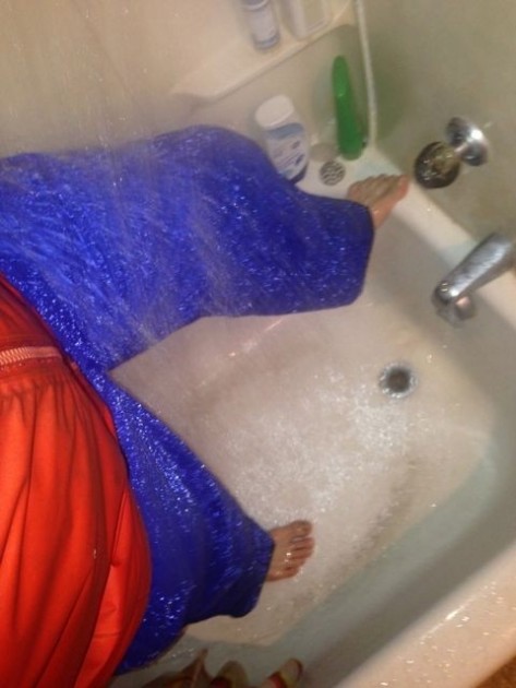 columbia bugaboo pant ii - testing the columbia bugaboo ii in the shower. the durable water...