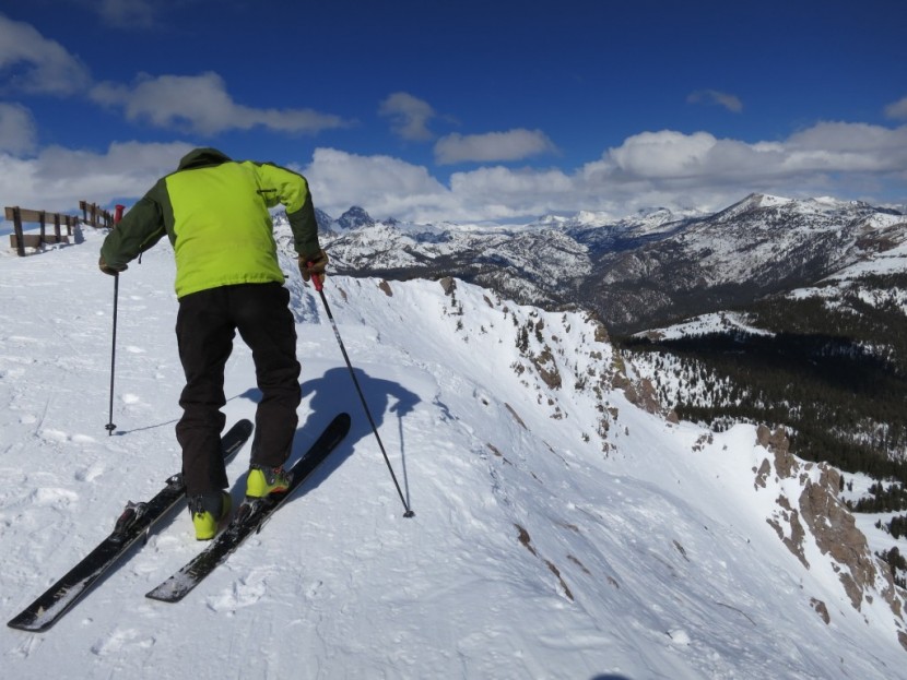 dalbello panterra id 120 - clicking in to ski while wearing the dalbello panterra id 120.