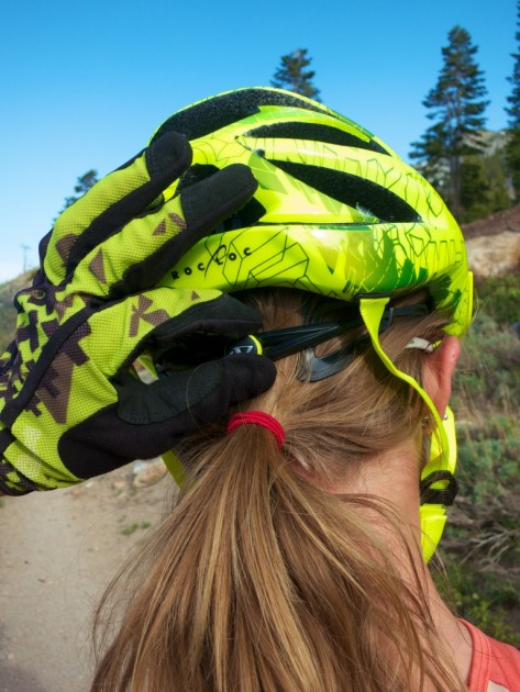 giro xar - the rocloc 5 rear adjustment band adjusts with a tiny but powerful...