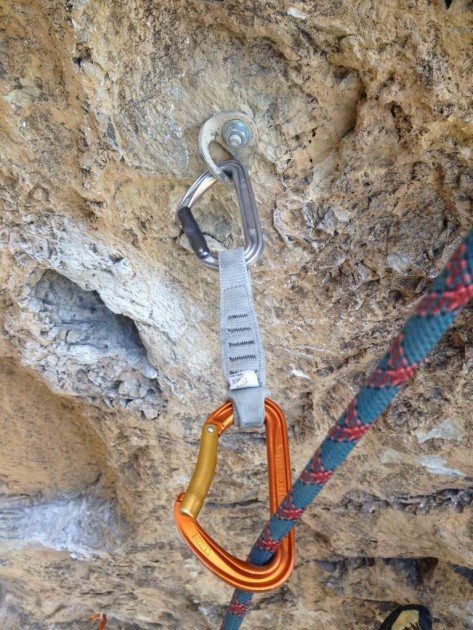 petzl spirit straight gate - the petzl spirit in its preferred element: steep sport climbing.