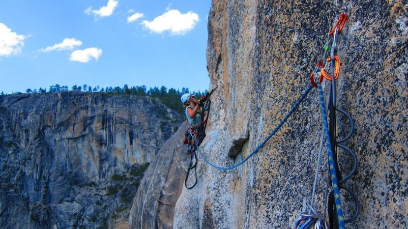 trango superfly - here, the superfly has been used with a skinny dogbone to create...