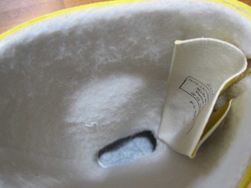 ilse jacobsen long, classic - this soft lining add a bit of coziness and warmth. it&#039;s just a tiny...