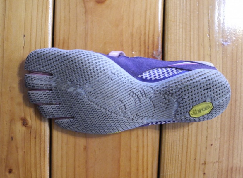 vibram fivefingers alitza - bottom view of the thin sole on the alitza. this model provides the...