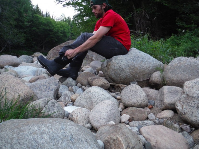 bogs ultra mid rain boot - the handles make getting the ultra mid on a breeze!