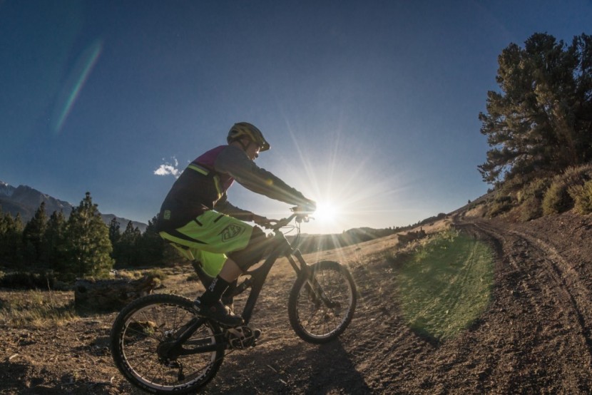 troy lee a1 - luke lydiard utilizes the a1&#039;s awesome visor to shade his eyes while...