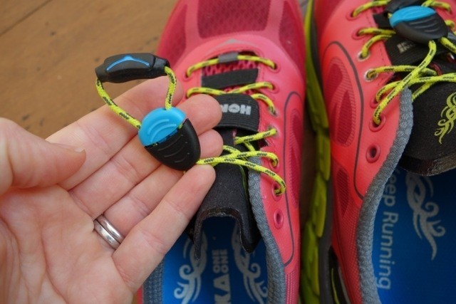 hoka oneone conquest for women - the hoka speed lacing system.
