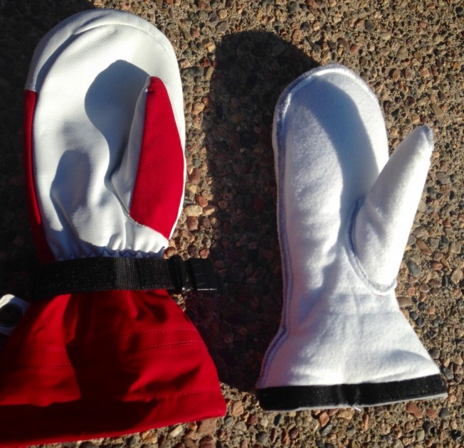 hestra army leather heli ski mitt - shown here is the leather heli ski mitt and it's removable fleece...