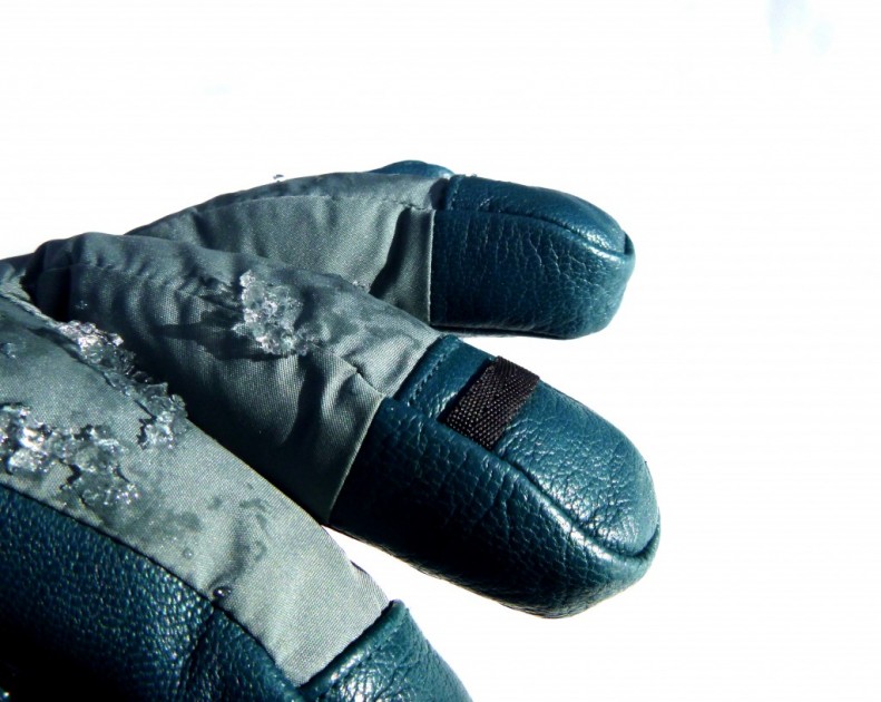 black diamond mercury glove for women - the carabiner loop on the finger is super helpful on alpine or ski...