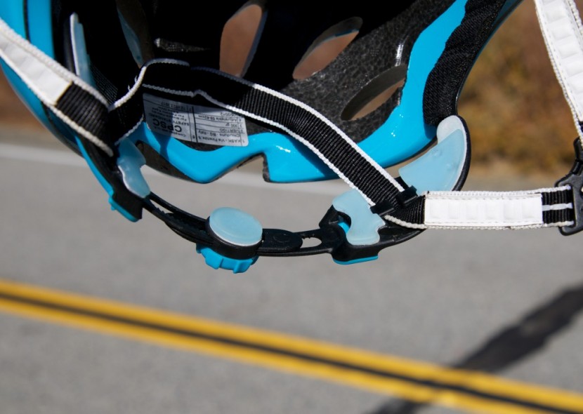 kask vertigo - the inside of the vertigo&#039;s  up &#039;n&#039; down rear retention system is...