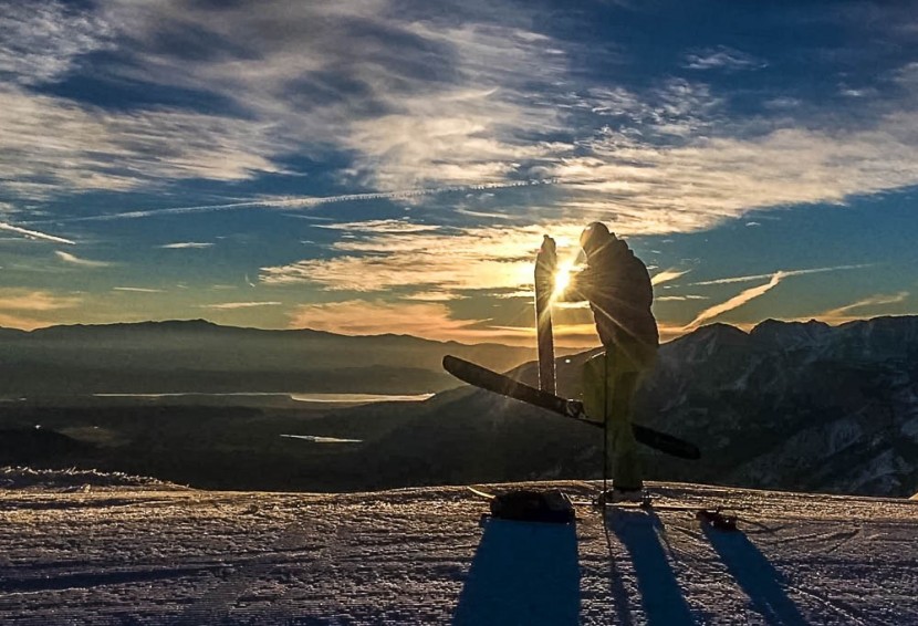 g3 alpinist - stripping the g3 alpinist skins at sunrise in mammoth lakes...