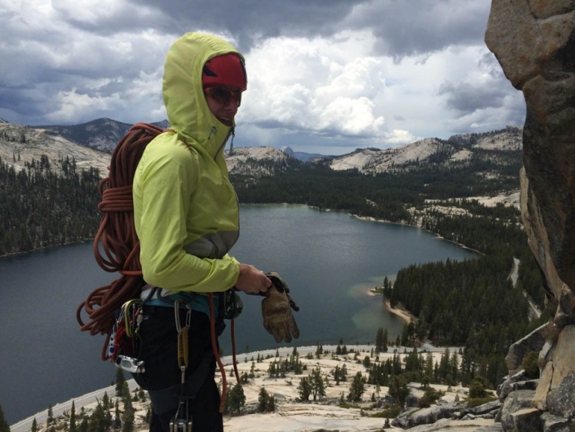 the north face flyweight hoodie for women - lorna illingworth testing this wind breaker on south crack, stately...