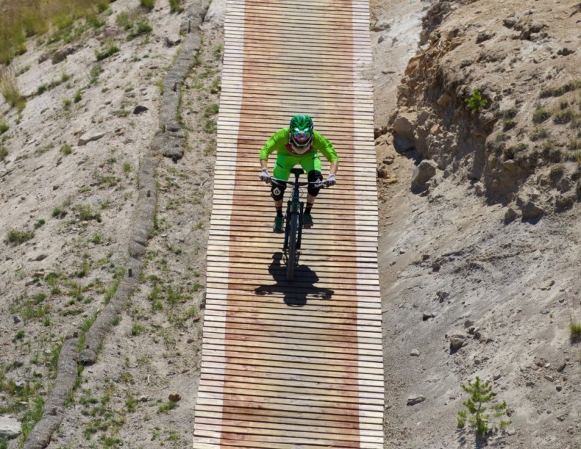 crankbrothers mallet dh race - the large platform and entirely metal construction make the mallet...