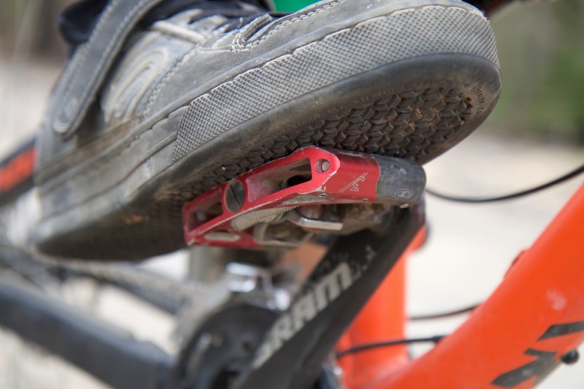 five ten hellcat - pedals make up two of your 5 contact points with a bike. choosing...