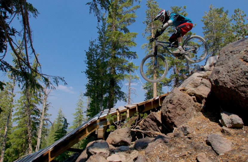 specialized command post ircc - luke lydiard dropping the specialized command post ircc on one of...