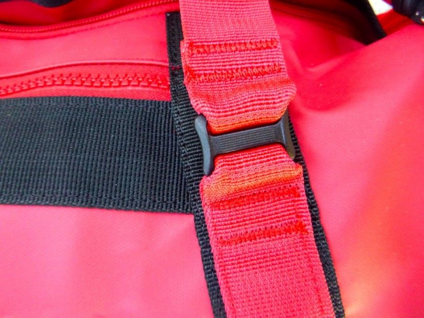 helly hansen duffel bag 2 - we think the helly hansen duffel bag 2 is far more durable than the...