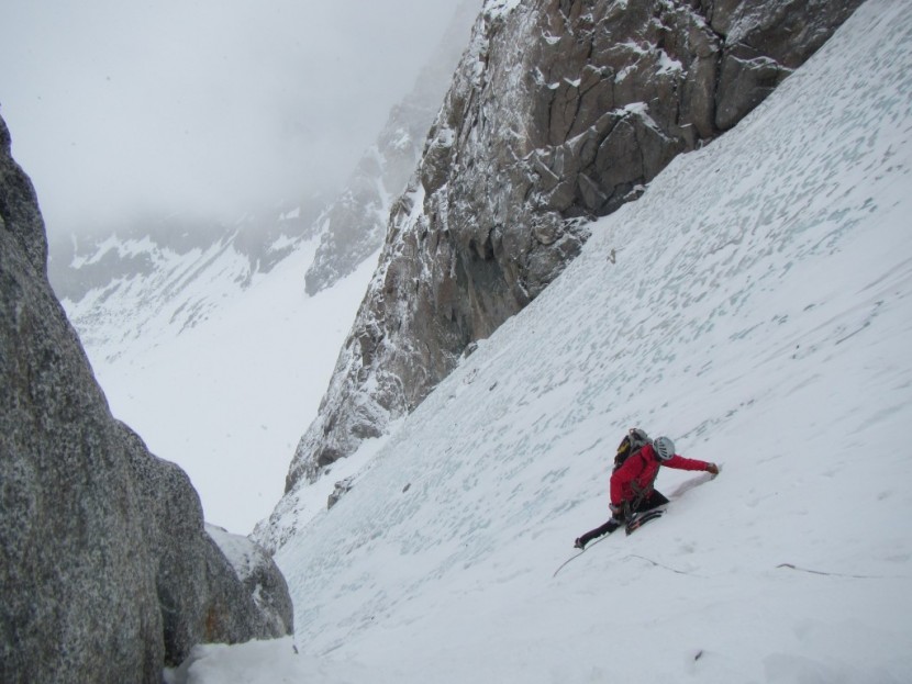 cilogear 45l worksack - the author wears the cilogear worksack while drilling a v-thread...