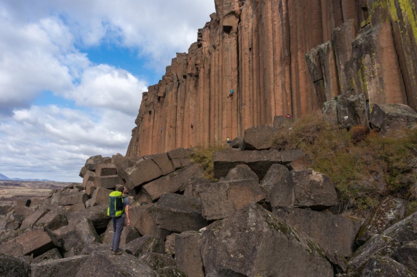 trango crag pack - the tall splitter columns of trout creek, or require lots of fitness...