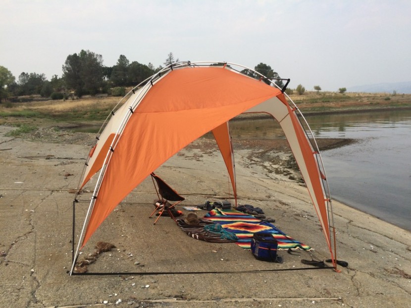 kelty shade maker 2 - the extra fabric on this canopy provides a bit of extra sun...