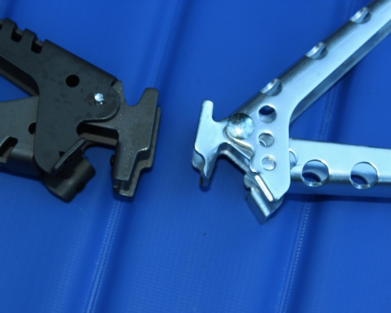 msr alpine 2 pot set - these pot grabbers are pretty secure, but require that you actively...