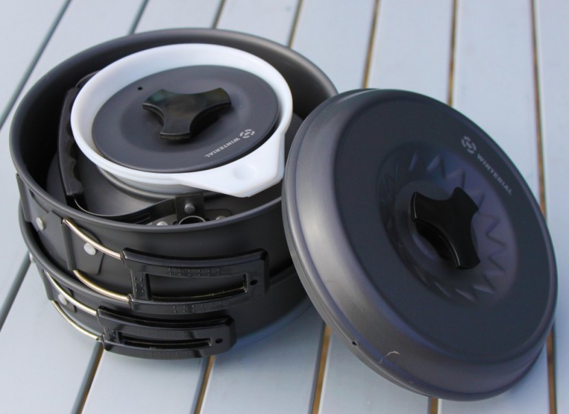 winterial 11 piece camping set - this cookware folds away and packs up into a nice, neat self...