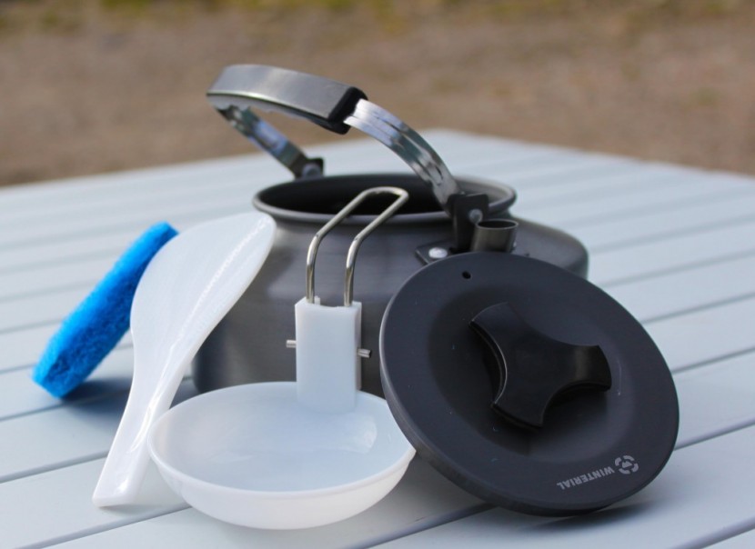 winterial 11 piece camping set - our reviewers found the bowls included in this set to be less useful...