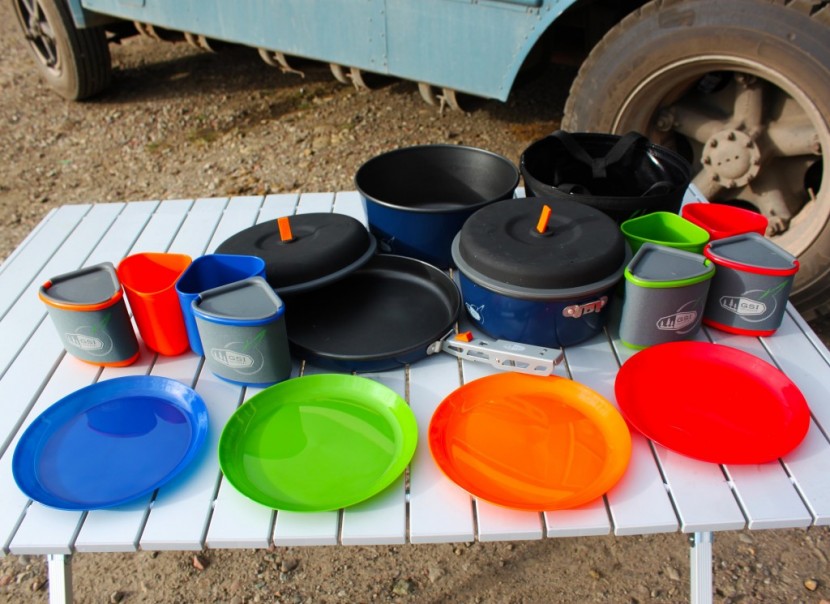 camping cookware - the gsi bugaboo camper comes fully loaded with some great amenities...