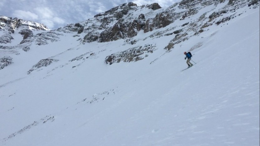 patagonia kniferidge jacket - the kniferidge worked great while chasing some early season turns.