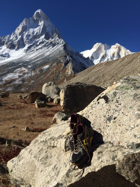 asics gel-fujitrabuco 4 neutral - these shoes really took us on some adventures! here shown at tapovan...