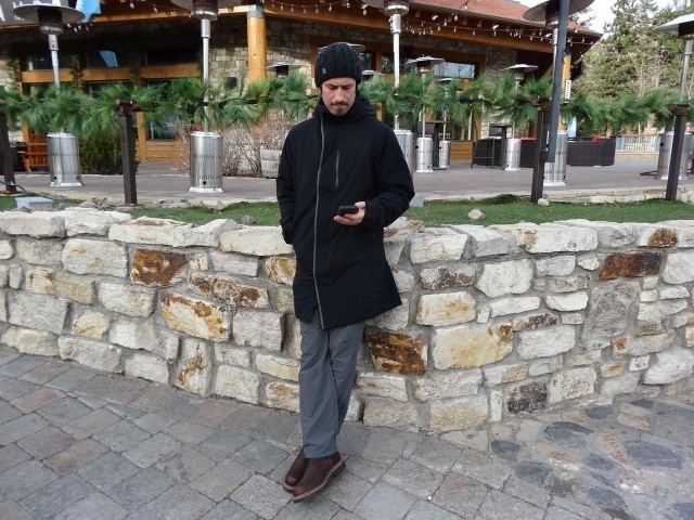 mountain hardwear zerogrand trench - the zerogrand is trench coat length, keeping your legs warm while...