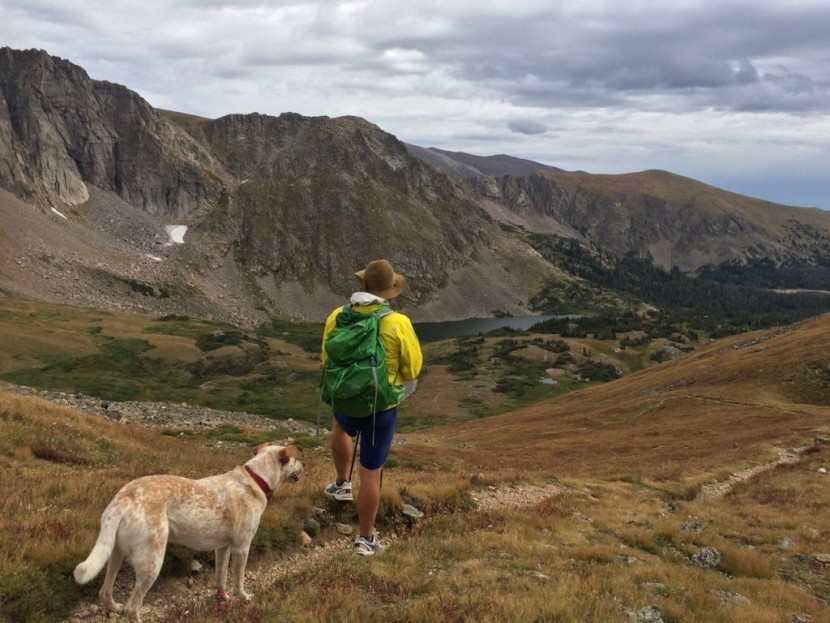 rei flash 45 - without compression straps for the lower portion of the main bag...