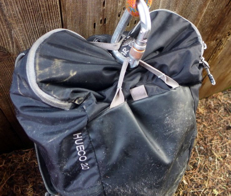 mountain hardwear hueco 20 - the mh hueco features two haul loops but they&#039;re too far apart to...