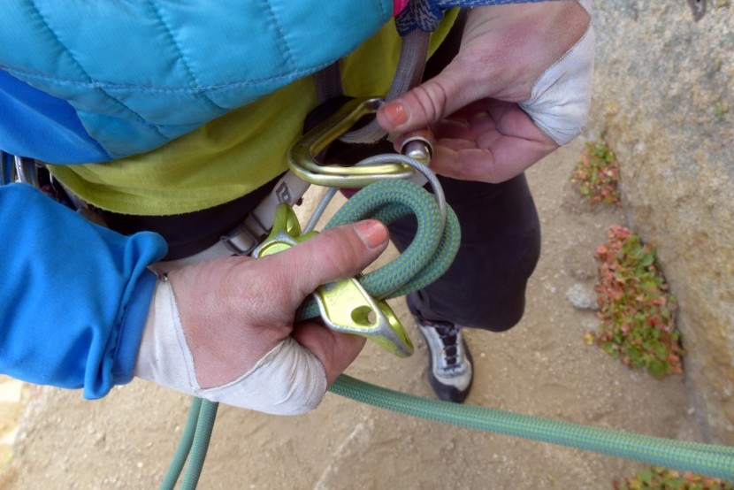 petzl reverso - rigging the reverso for a rappel. this was one of our favorite...