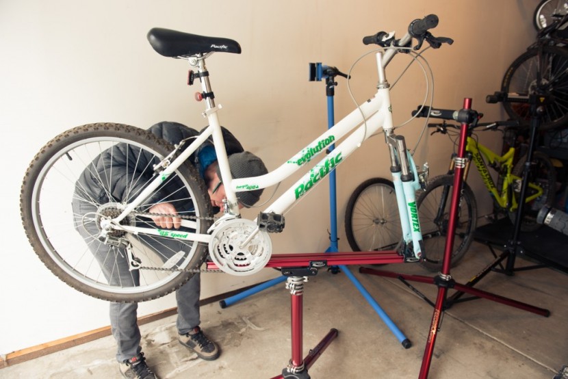 bike work stand - yes, that&#039;s a pacific bike, and the feedback sports sprint is a...