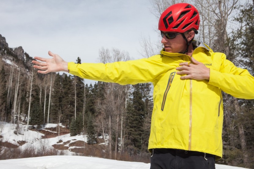 marmot nano as - shown here is one of the main problems with the fit of this jacket...