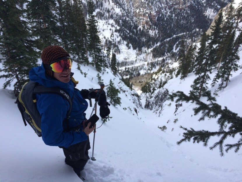rei shuksan ii - standing atop the couloir and staring down through the hallway...