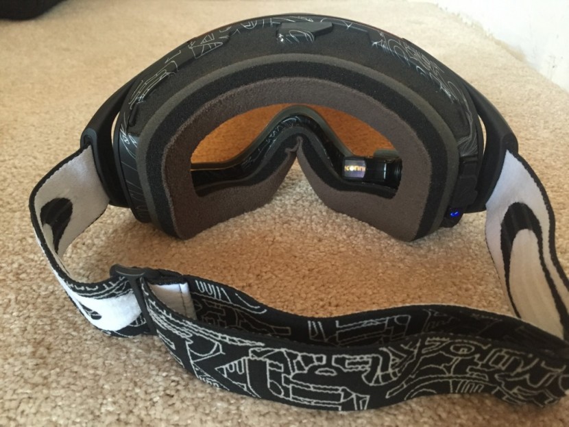 oakley airwave - oakley airwave's heads up display (hud)is in the bottom right hand...