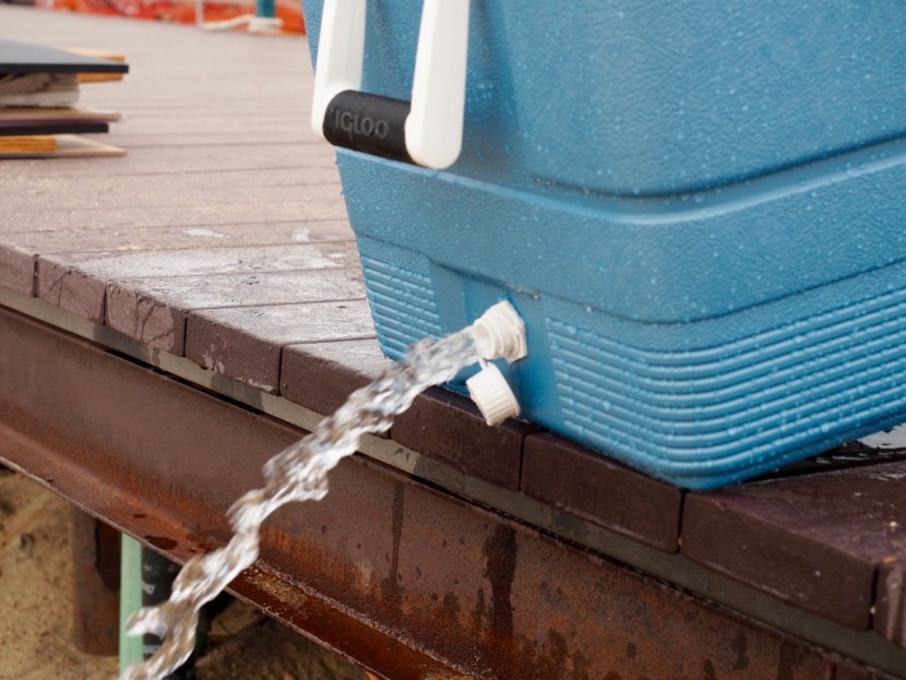 igloo max cold ultra - the drain on the max cold is fairly slow, and requires a decent...