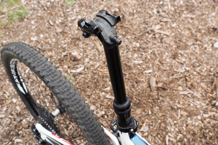 specialized command post ircc - the innovative design of the ircc features an arch on which the...