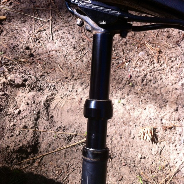 giant contact switch - a collar threads over the seals and can be easily unthreaded by hand...