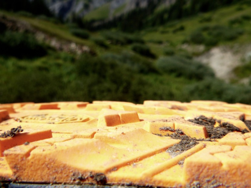 new balance leadville trail v3 for women - the lugs are deep enough to grab the trail, but not deep enough for...